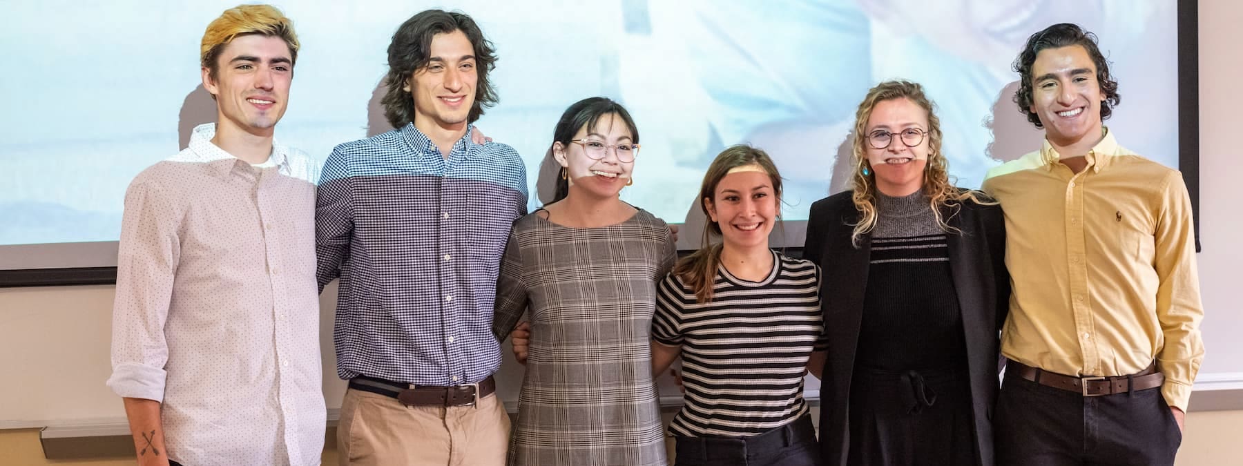 6 AU student winners of the Case Competition.