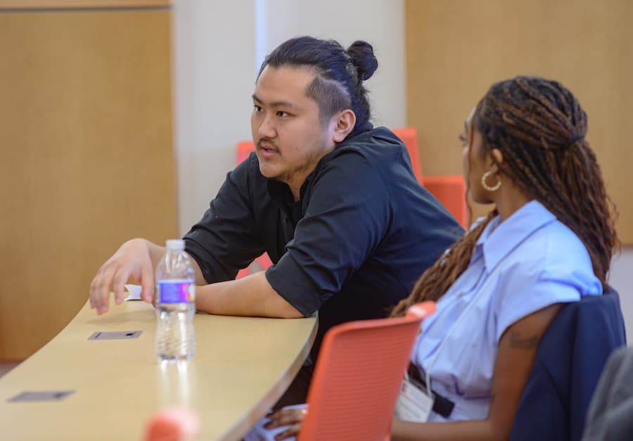 Discussion with students.