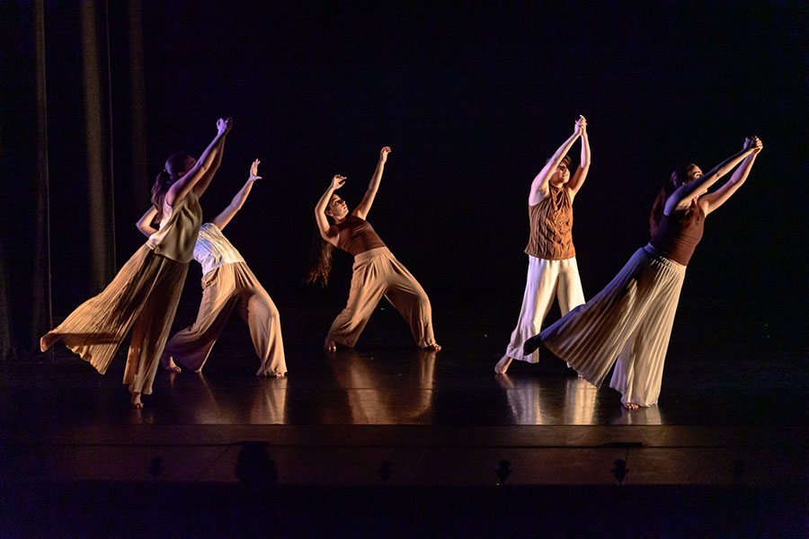 Danceworks, photo by Jeff Watts 