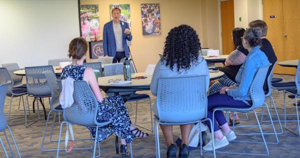 Mentoring Matters. Photo by Jeff Watts.