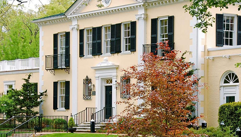 Airlie House
