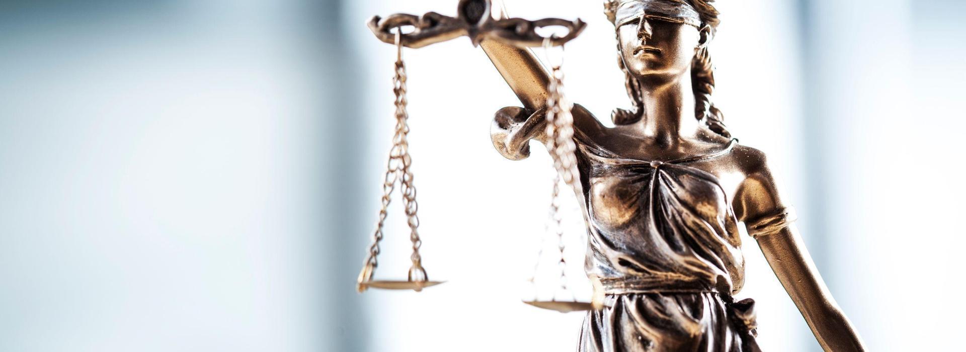 Applying to CJC - Criminal Justice Clinic - Clinics - Clinical Program - Experiential Education