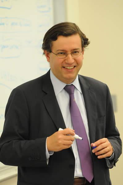 Photo of Professor Silva Romero