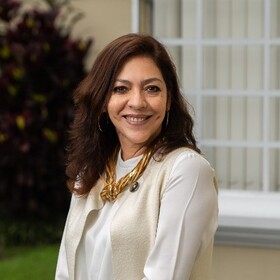 Elizabeth Salmón_Photo_2025